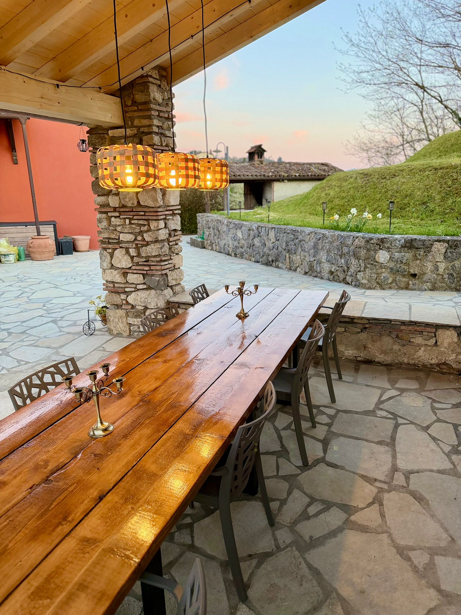 WLAN & praktische Ausstattung